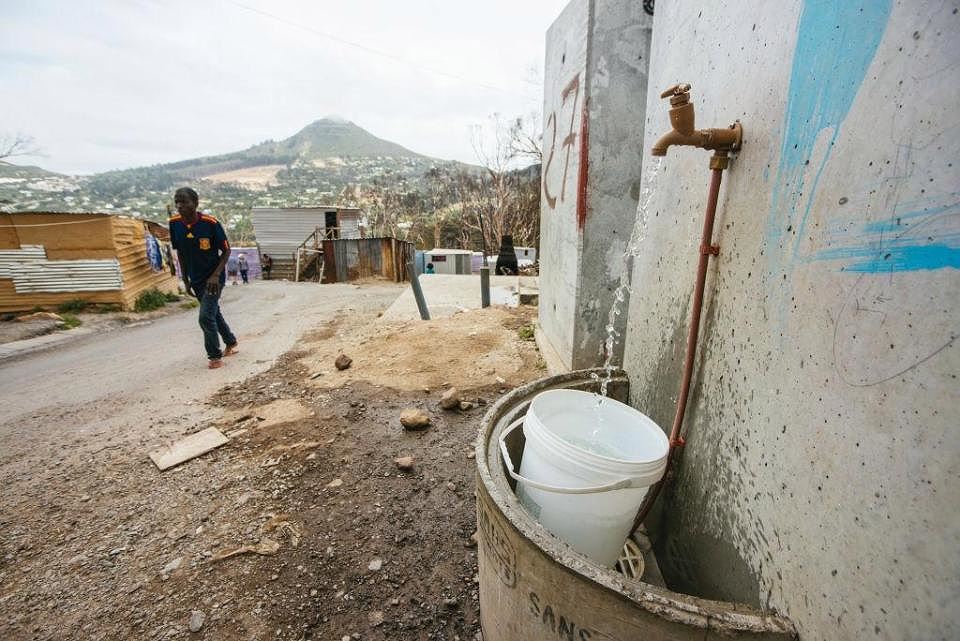 Nam Phi sẽ kéo núi băng từ Nam Cực về chống hạn hán